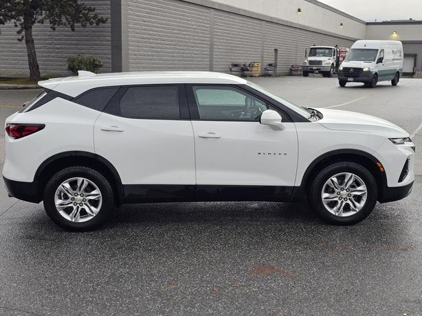 2021 Chevrolet Blazer LT - Forward Collision Mitigation, Heated Seats image 4