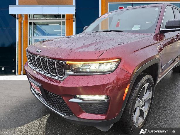 2023 Jeep Grand Cherokee 4xe 4x4 | One Owner | No Reported Accidents! image 8