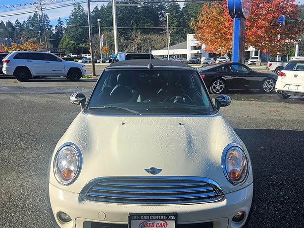 2013 Mini  Cooper Convertible image 6