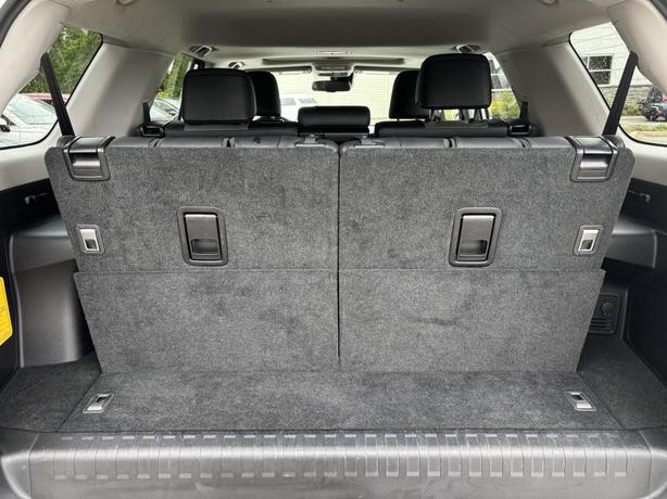 2023 Toyota 4Runner Base image 8