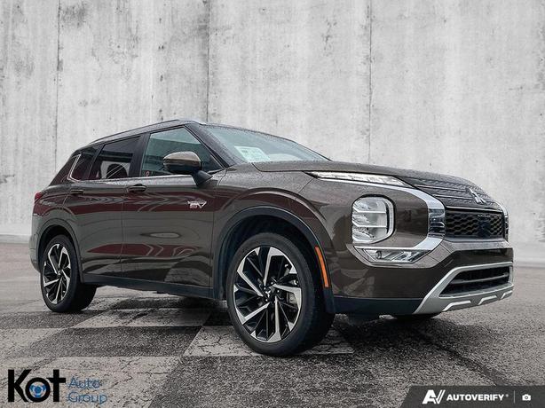 2024 Mitsubishi Outlander PHEV SEL | Heated Seats | Leather | Rain Sensing Wiper image 3