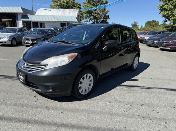 2015 Nissan Versa image 3