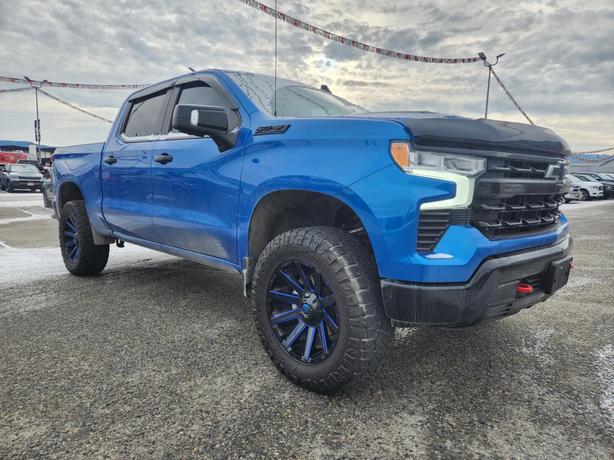 2023 Chevrolet Silverado 1500 LT Trail Boss image 2