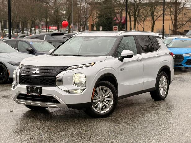 2024 Mitsubishi Outlander PHEV LE - Navigation, MultiView Cameras, Power Liftgat image 2