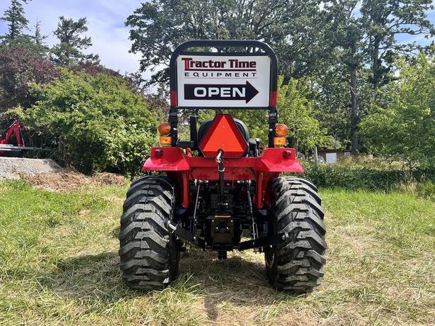 2024 Mahindra 1600 Series 1626 HST image 6