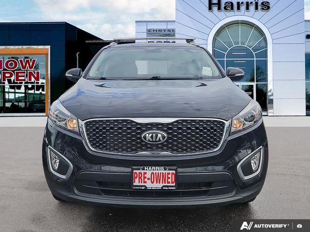 2016 Kia Sorento 2.4L LX | Low KM | Heated Seats! image 2