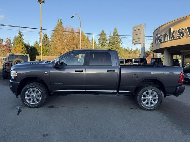 2024 RAM 3500 Laramie image 2