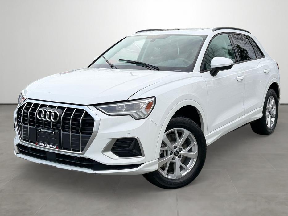 2025 Audi Q3 Quattro - Sunroof, Parking Sensors, Heated Seats display photo