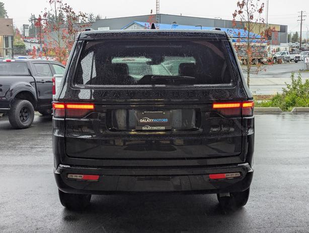 2024 Jeep Wagoneer Series II - BC Only, Leather, Sunroof, 4x4 image 7