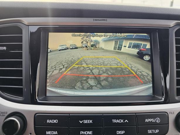 2020 Hyundai Accent 5 Door Preferred IVT image 7