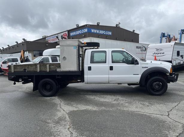 2007 Ford F-450 SD Crew Cab 10 Foot Flat Deck 4WD Diesel image 6