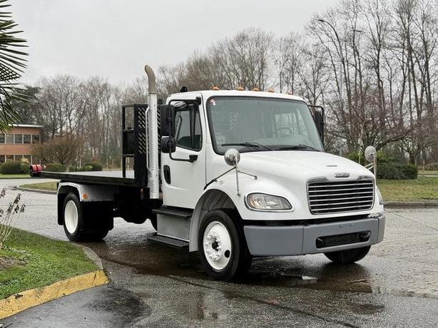 2019 Freightliner M2 106 Hook Truck with 14 Foot Roll-Off Deck image 1