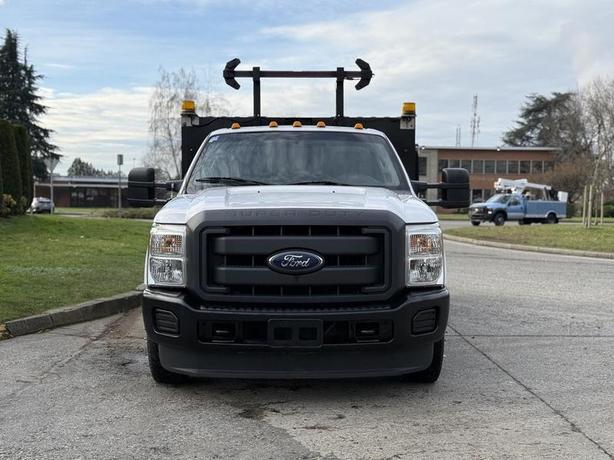 2015 Ford F-350 XL Super Duty Dually 9-Foot Dump Truck, 6.2L Gas, PTO image 4