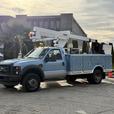 2010 Ford F-550 XL Super Duty 4x4 Versalift Bucket Service Truck thumbnail image 5
