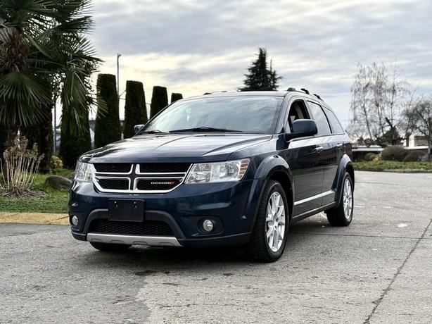 2013 Dodge Journey R/T AWD 7-Passenger SUV image 4