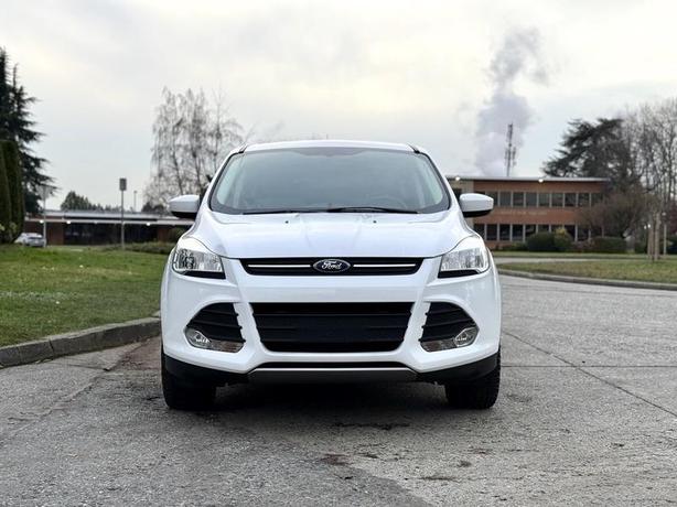 2014 Ford Escape SE 4WD Compact SUV image 3