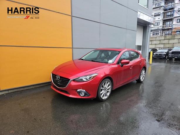 2015 Mazda3 GT | No Reported Accidents! image 1