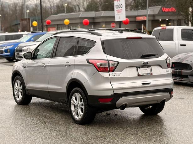 2017 Ford Escape SE image 8