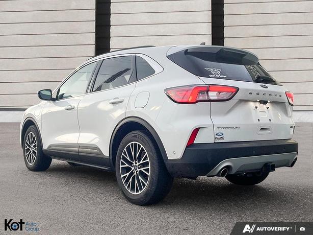 2021 Ford Escape Hybrid Titanium Plug-In image 4