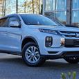 2023 Mitsubishi RVR SE - Apple Carplay, Android Auto, Heated Seats thumbnail image 3