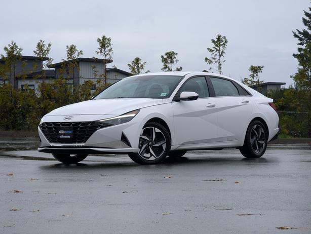 2023 Hyundai Elantra Hybrid Limited - BC Only, Sunroof, Heated Seats image 1