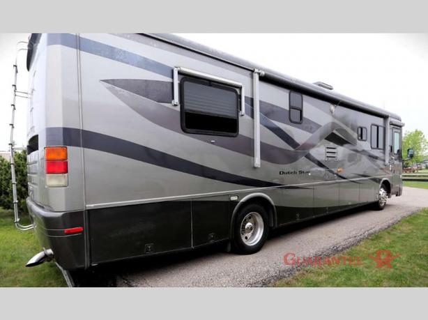 Used 2004 Newmar Dutch Star 3810 image 4