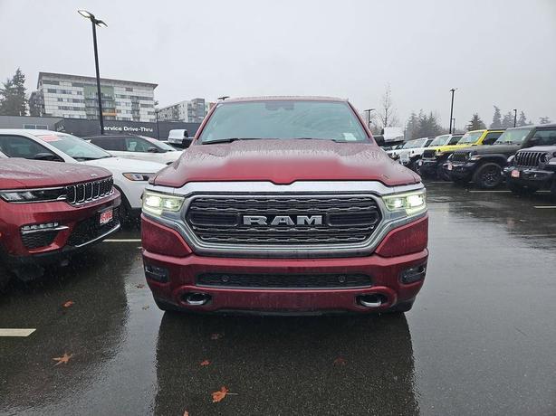 2022 RAM 1500 Limited 4x4 Crew Cab 5'7 Box | Panoramic Sunroof! image 2