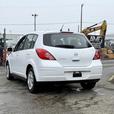 2012 Nissan Versa S Hatchback FWD thumbnail image 8