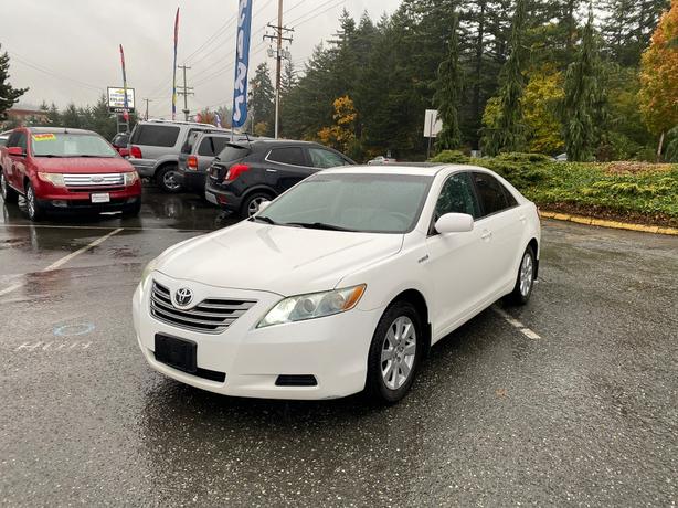 2009 Toyota  Camry Hybrid LE CLOTH SEATS image 1