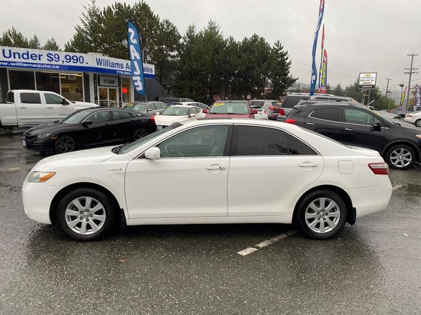 2009 Toyota  Camry Hybrid LE CLOTH SEATS image 8