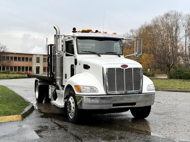 2020 Peterbilt 330 16-Foot Flat Deck Roll-Off Hook Truck image 2