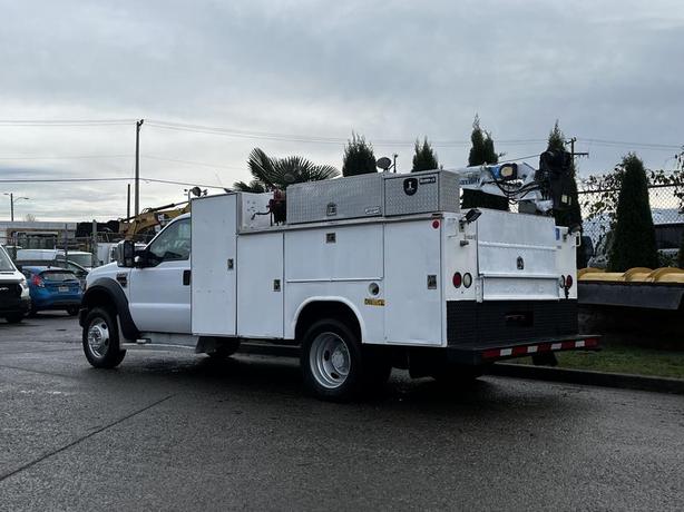 2009 Ford F-550 Service Truck With Crane  2WD Diesel image 7