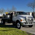 2008 Ford F-750 Flack Deck 2WD Diesel Hydraulic Brakes thumbnail image 1