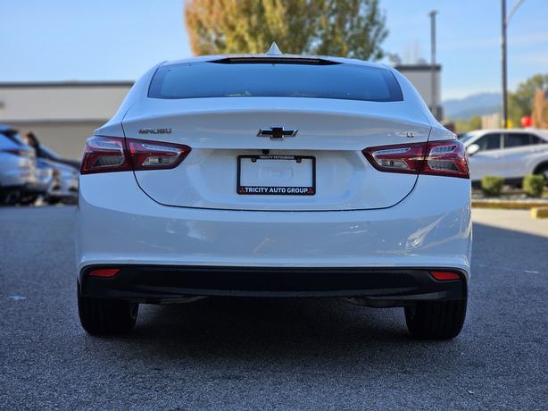 2022 Chevrolet Malibu LT - Heated Seats, Apple CarPlay, Android Auto image 6
