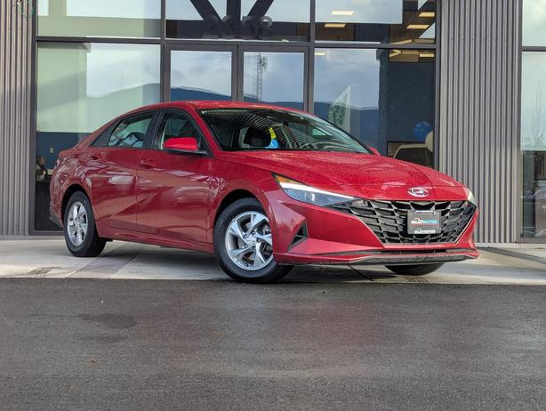 2021 Hyundai Elantra Essential - Heated Seats, Phone Projection image 4