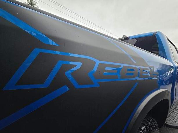 2025 Ram 1500 Rebel - Panoramic Sunroof, Navigation, Leather image 5