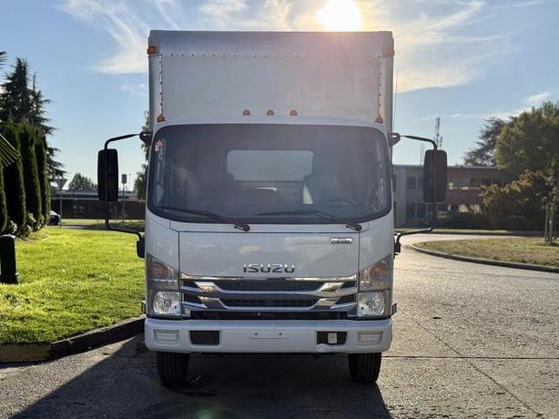 2016 Isuzu NRR 16-Foot Cube Van with Power Tailgate - Diesel image 3