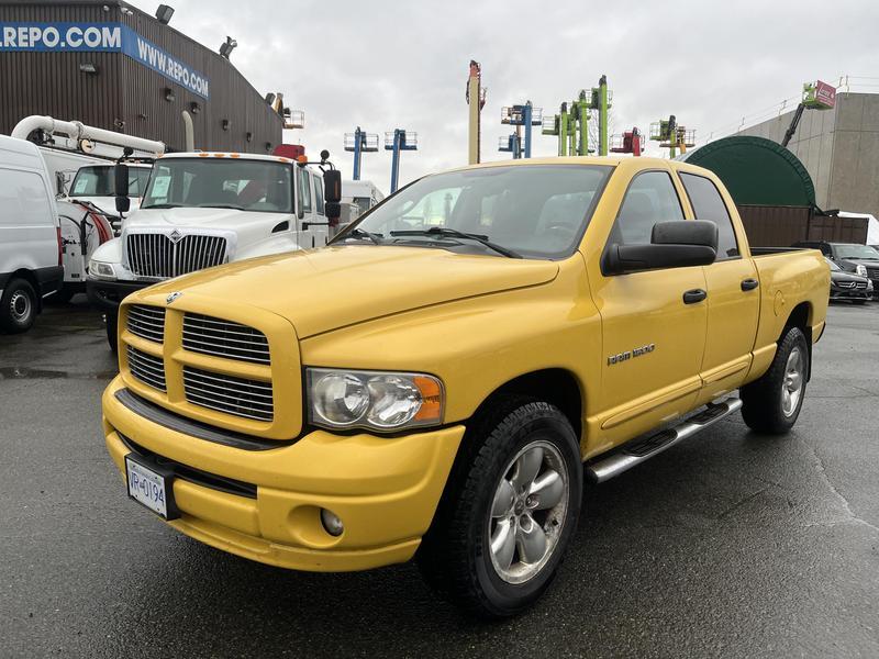 2005 Dodge Ram 1500 Crew Cab 4WD display photo