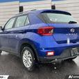 2023 Hyundai Venue Preferred AUTO, BLUETOOTH, HEATED FABRIC SEATS, WHEEL CONTROL thumbnail image 4