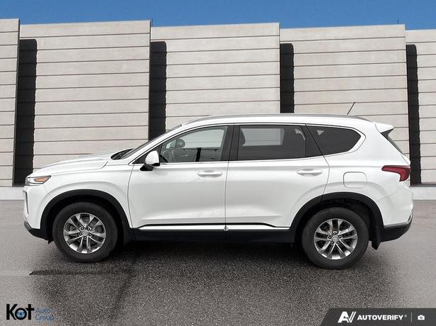 2019 Hyundai Santa Fe Essential LOW KMS! ONE OWNER! BACKUP CAMERA! BLUETOOTH! image 3