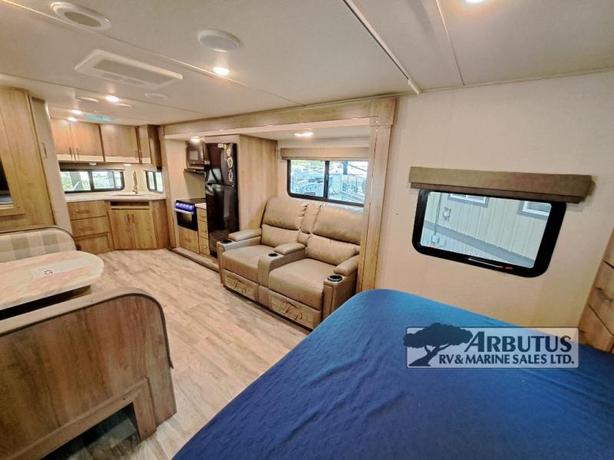 Used 2022 Grand Design Imagine XLS 22MLE image 6