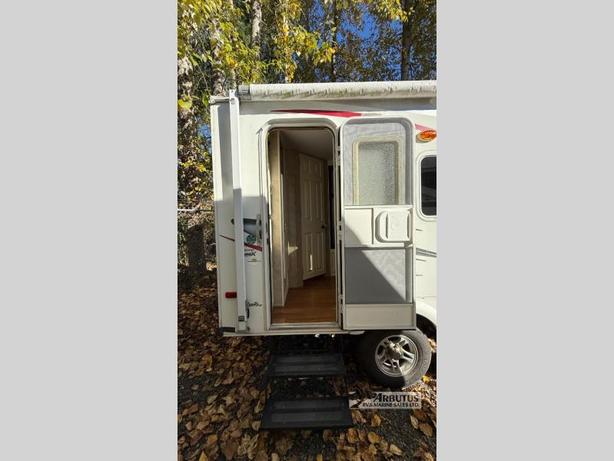 Used 2009 Cruiser Fun Finder X X-189 FBR image 5