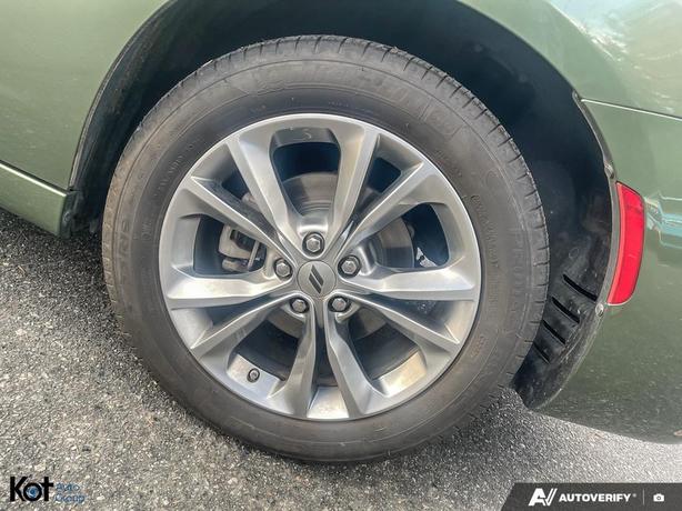 2023 Dodge Charger SXT image 6