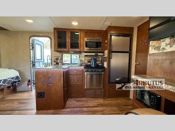 Used 2017 Forest River RV Vibe 21FBS image 4
