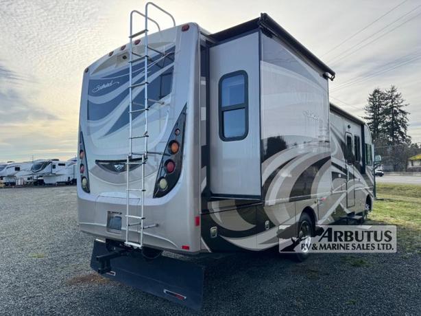 Used 2011 Fleetwood RV Southwind 32VS image 6