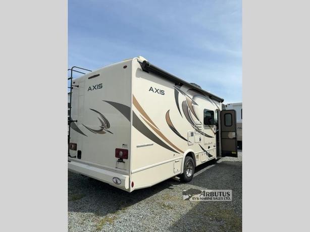 Used 2019 Thor Motor Coach Axis 25.6 image 2