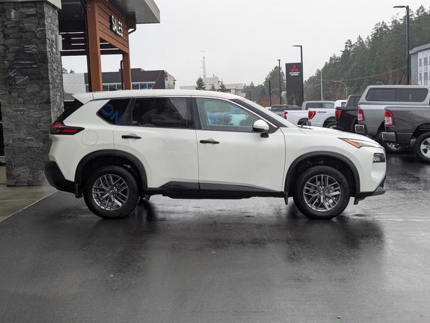 2022 Nissan Rogue S - AWD, Heated Seats, Heated Steering Wheel image 5