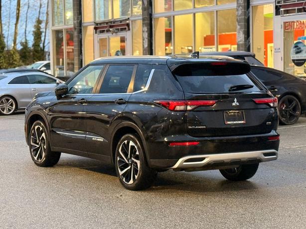 2022 Mitsubishi Outlander LE Premium S-AWC image 8