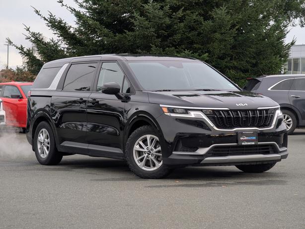 2023 Kia Carnival LX - No Accidents, Rear Climate, 8 Passenger image 4