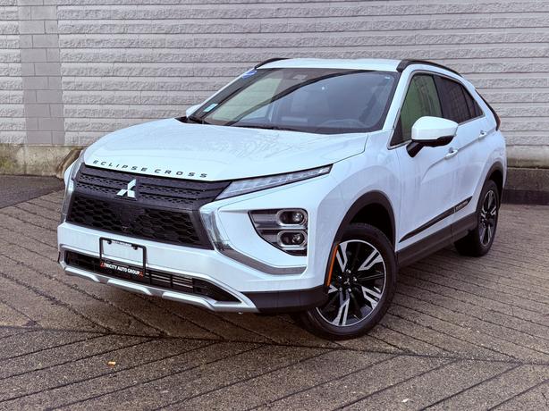 2025 Mitsubishi Eclipse Cross SEL - Power Liftgate, Heated Steering Wheel image 2